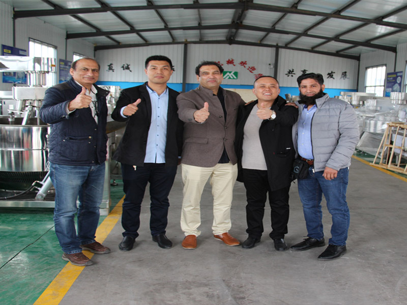 英國客戶驗收設備